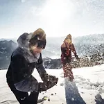 Hotel Pop-up Living Zell Am 4*