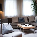 Pop-up Living Zell Am 4*