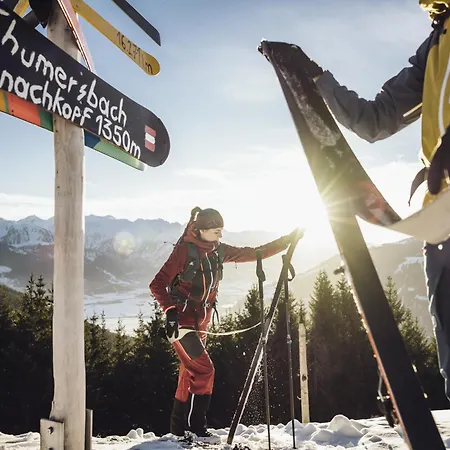 فندق Pop-up Living Zell Am 4*