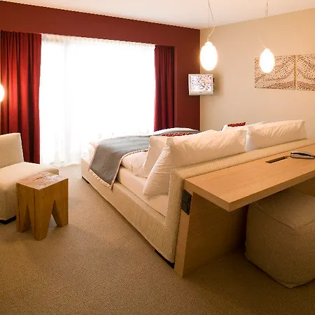 Pop-up Living Zell Am 4* 젤암제