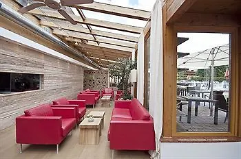 Pop-up Living Zell Am Hotel