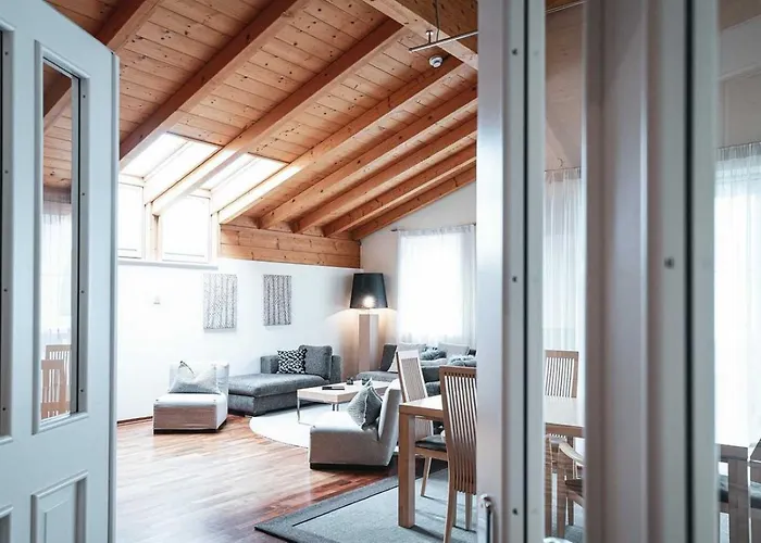 Pop-up Living Zell Am فندق زيل أم سي