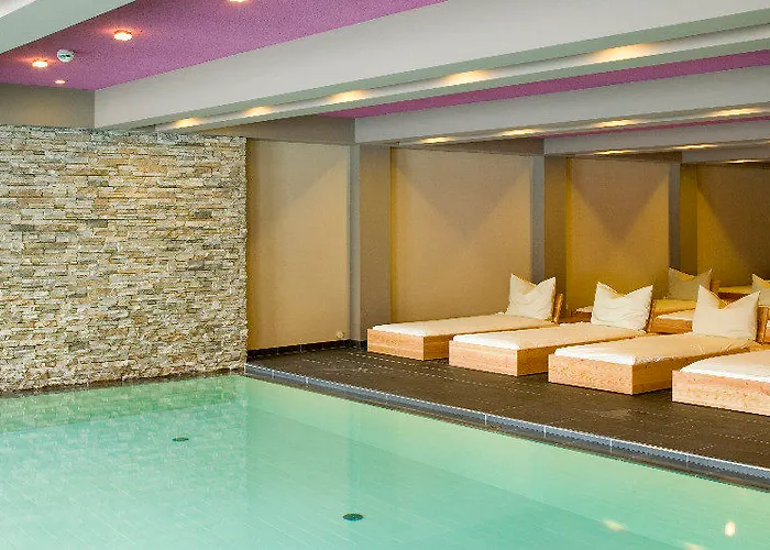 Pop-up Living Zell Am زيل أم سي