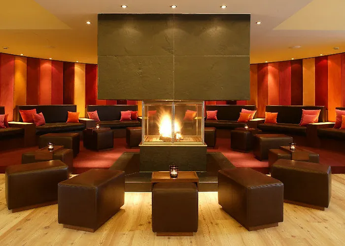 Pop-up Living Zell Am فندق