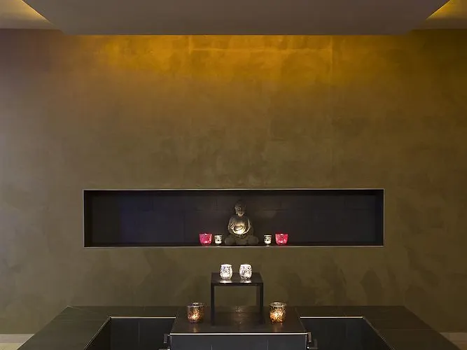 Pop-up Living Zell Am 4* ツェル アム ゼー