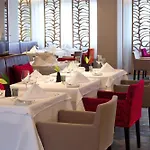 Pop-up Living Zell Am Отель Целль-ам-Зе