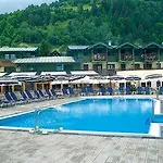 Pop-up Living Zell Am Отель Целль-ам-Зе