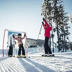 Отель Pop-up Living Zell Am