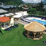 Pop-up Living Zell Am Отель