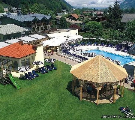Pop-up Living Zell Am Hotell